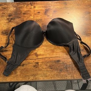 Black Victoria secret push up bra size 36DD never worn